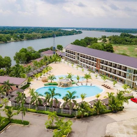 River Palm Hotel And Resort Powered By Cocotel Bugallon ภายนอก รูปภาพ